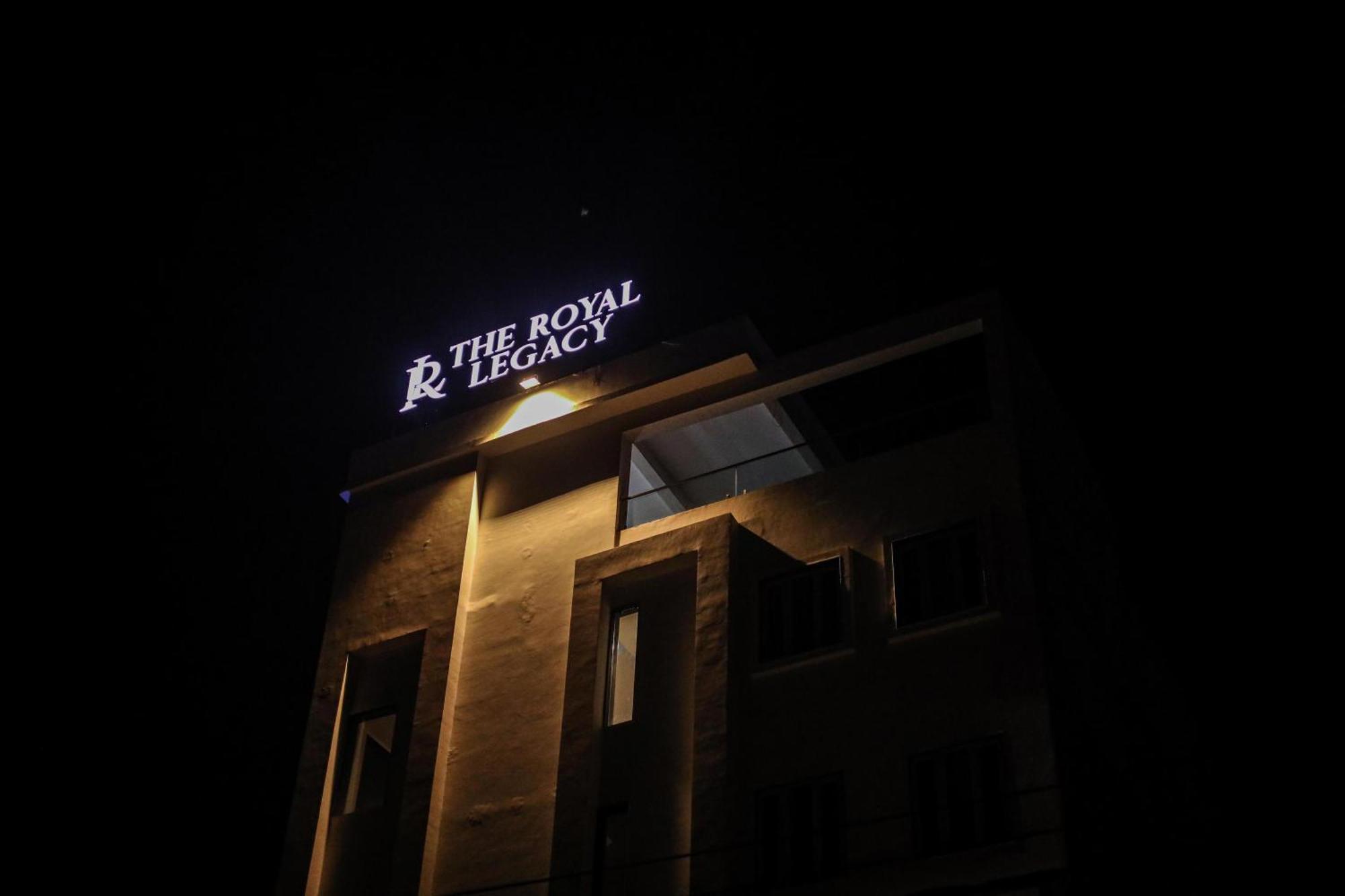 Отель The Royal Legacy Лакхнау Экстерьер фото